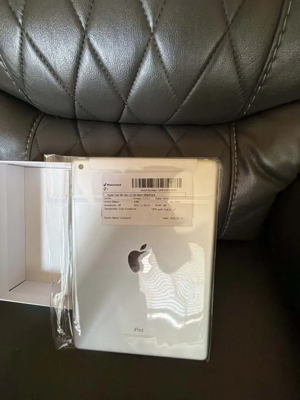 Unlocked for any carrier Apple iPad 6th Gen 32GB Silver (Refurbished)